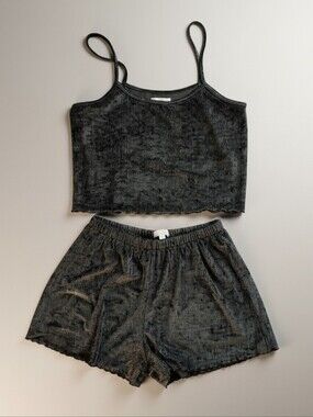 Colsie Black Silky Rib Lounge Set – Crop Top & Shorts – NWOT – Size Medium
